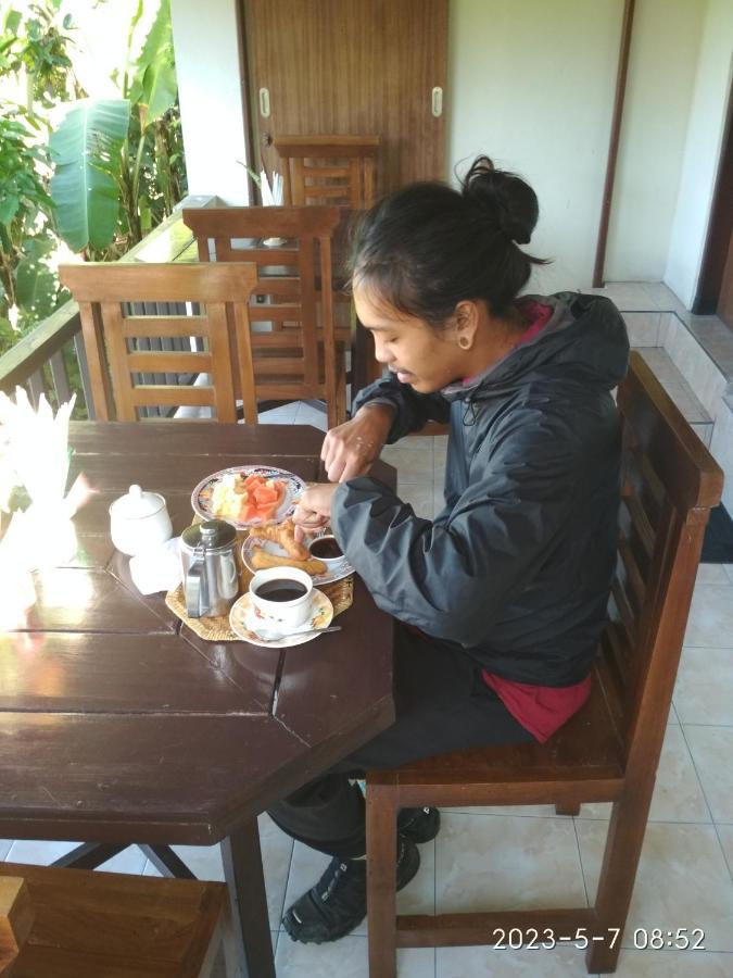 Made Homestay Munduk Екстериор снимка